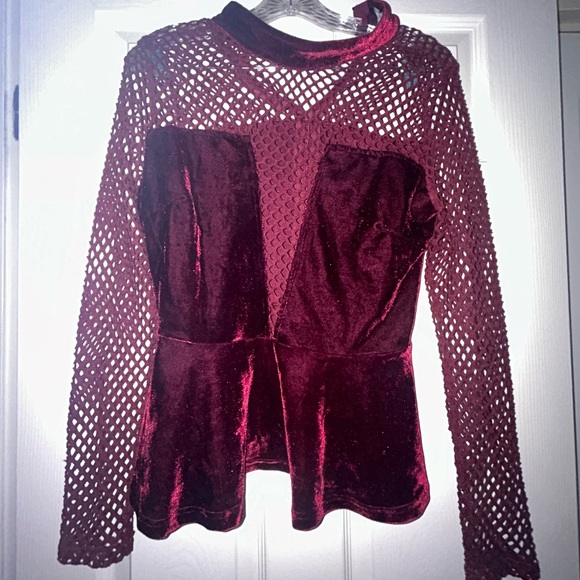 CHARLOTTE RUSSE TOP size L - Picture 1 of 3